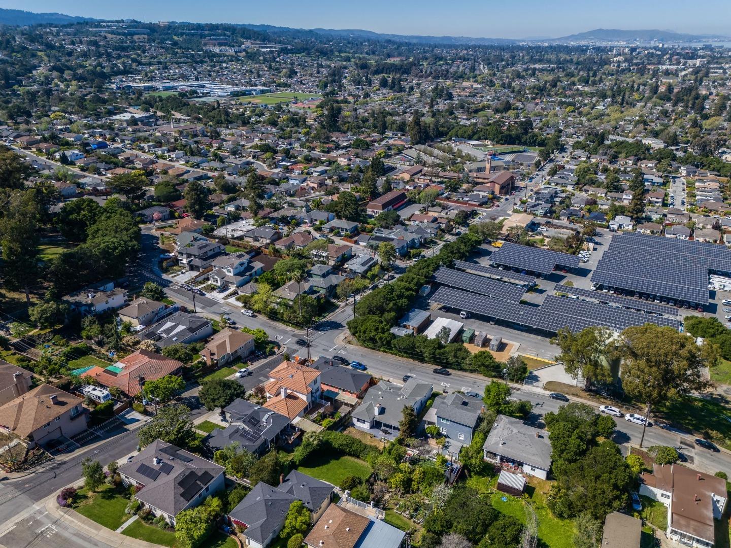 291 West 39th Avenue