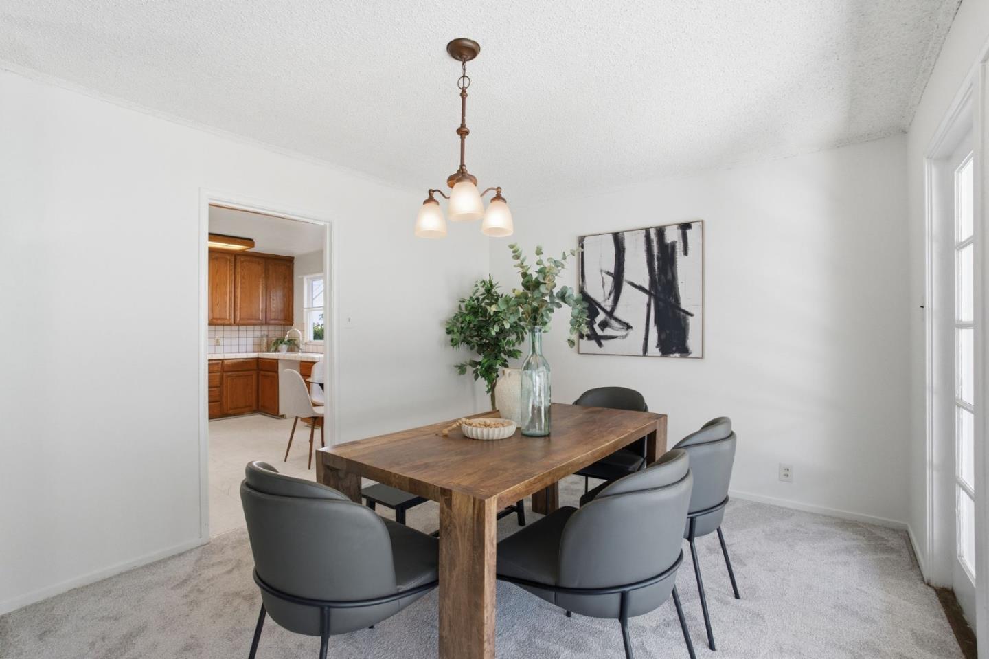 291 West 39th Avenue