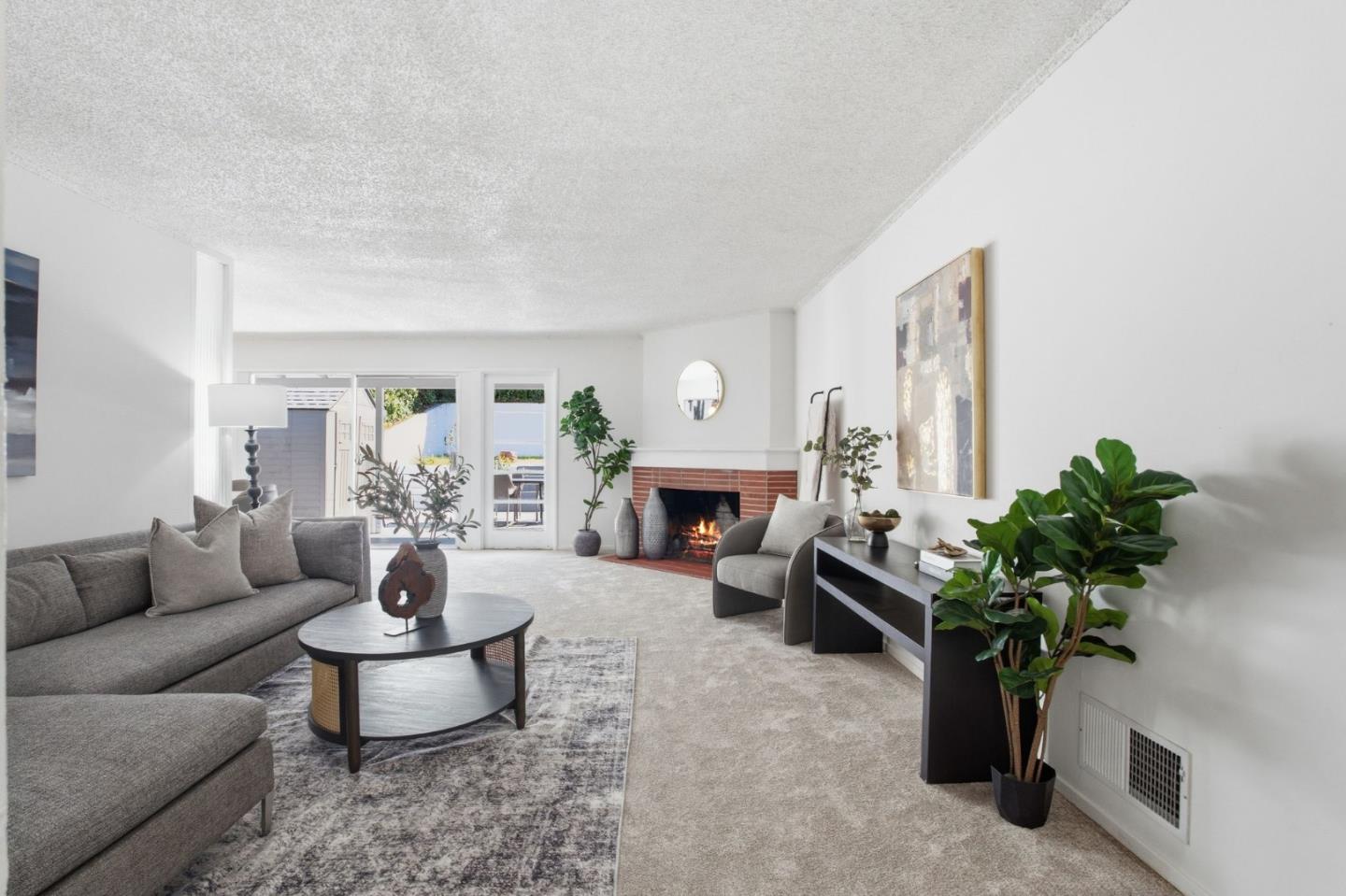 291 West 39th Avenue