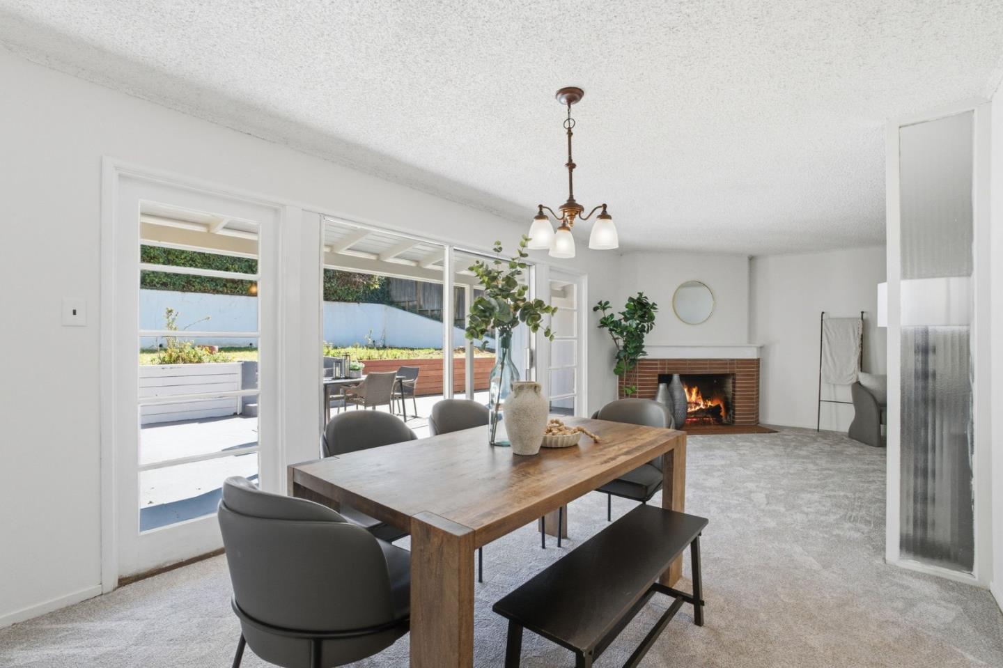 291 West 39th Avenue