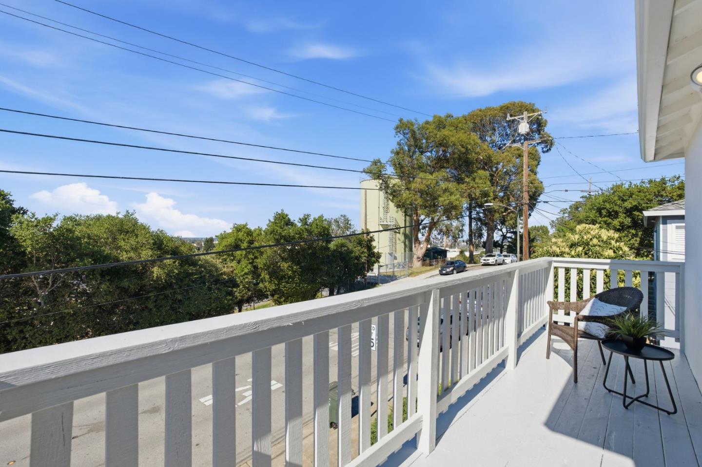 291 West 39th Avenue