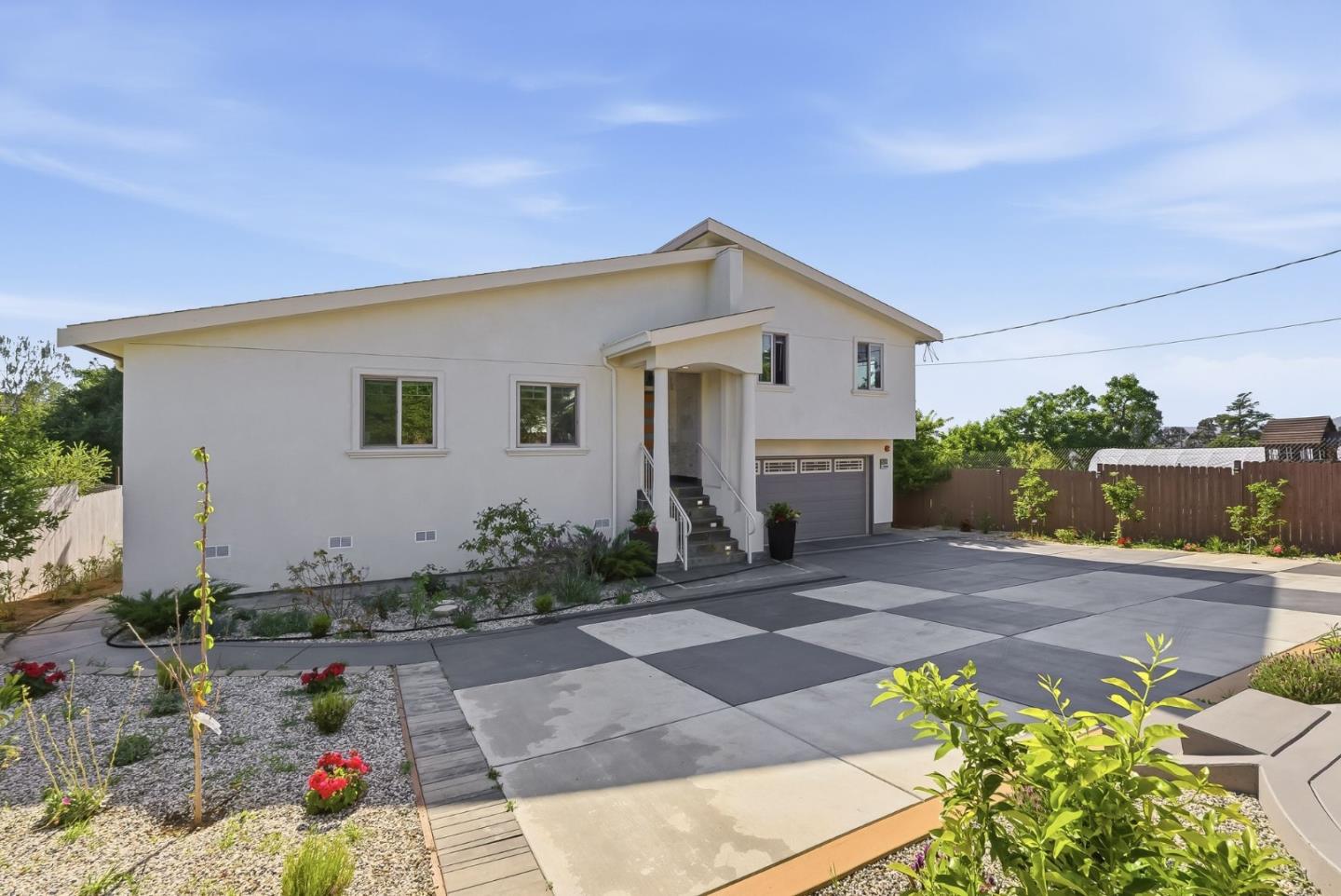 23051 Henry Lane
