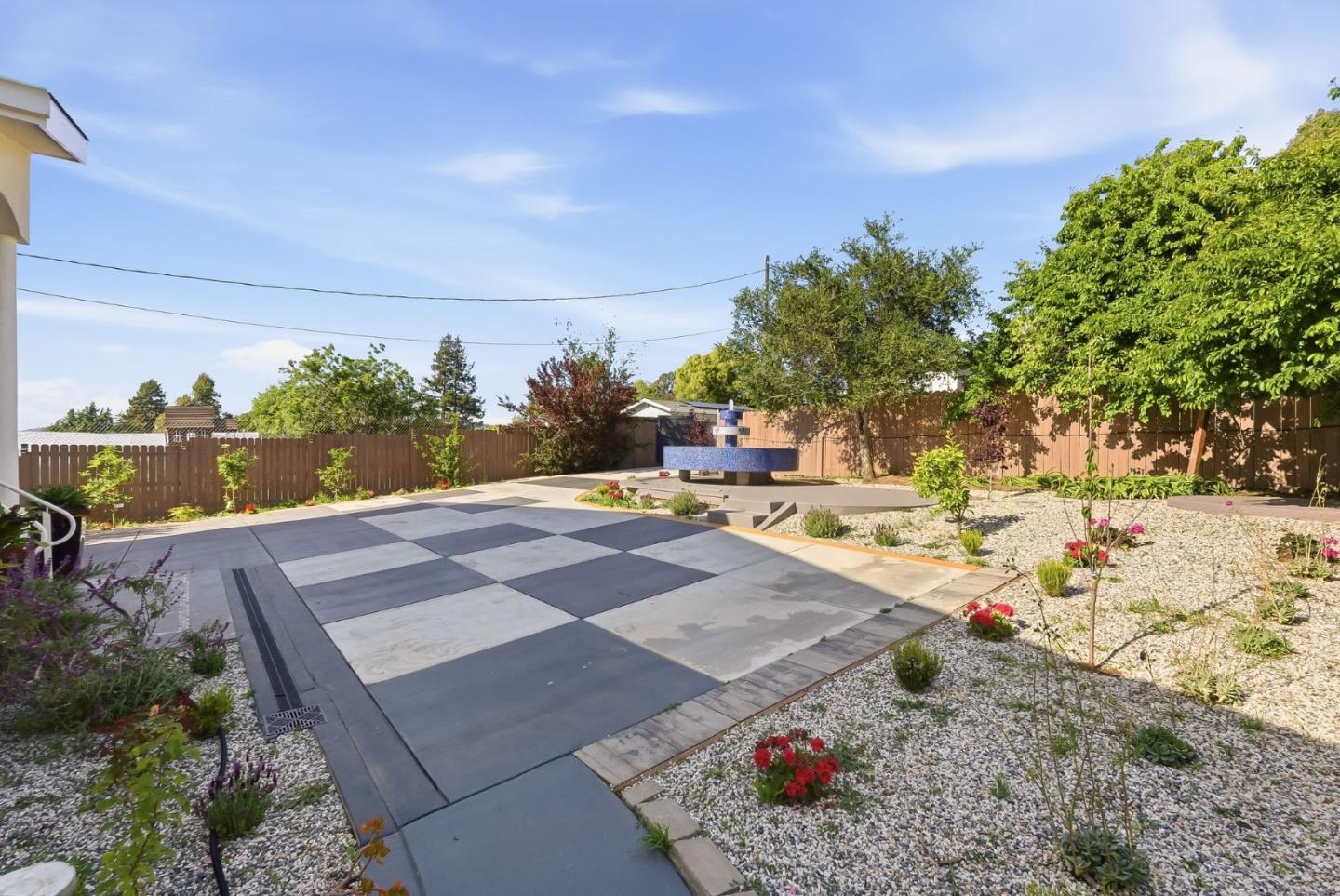 23051 Henry Lane