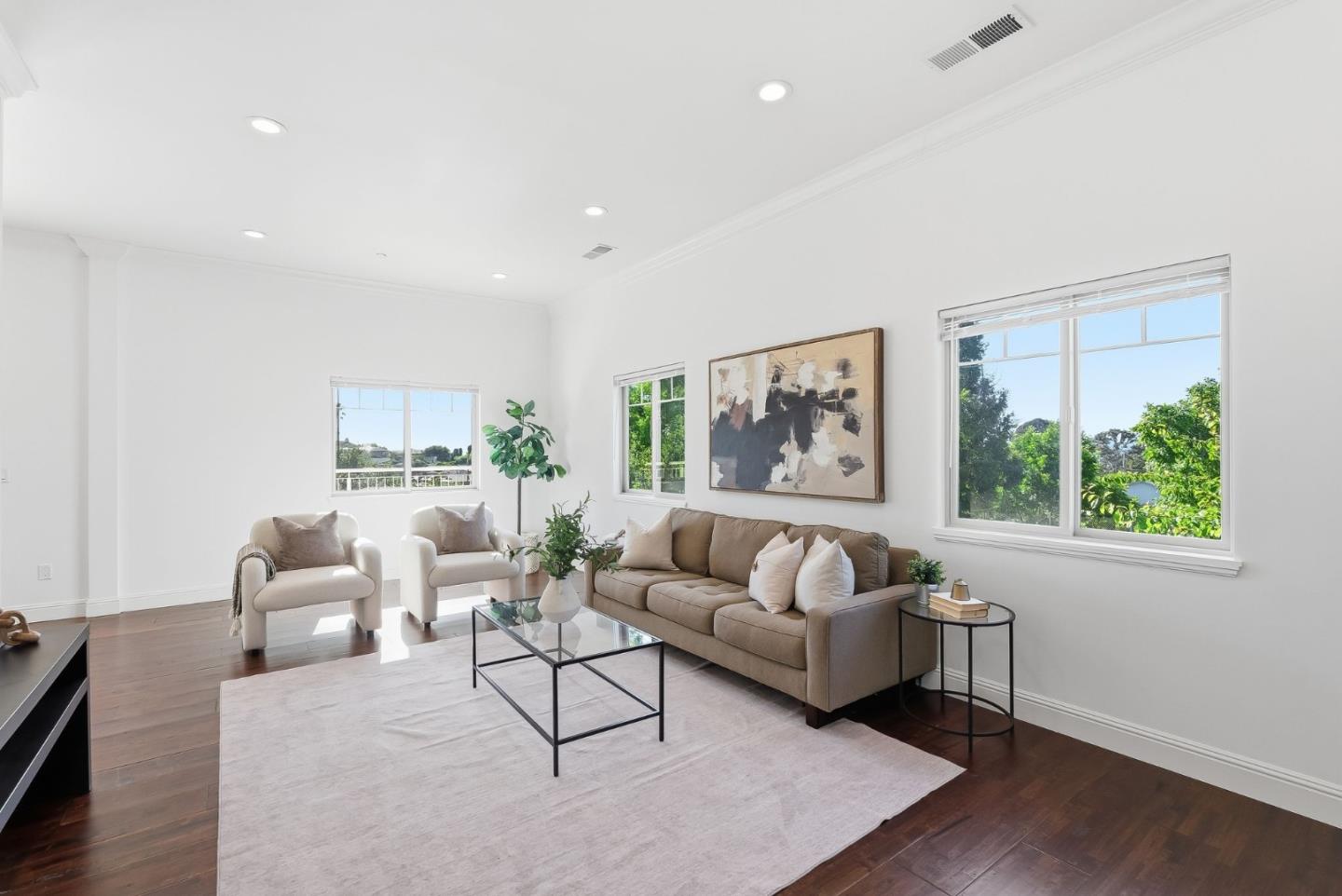 23051 Henry Lane