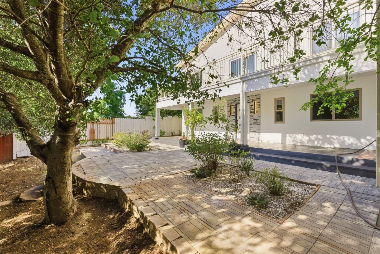 23051 Henry Lane