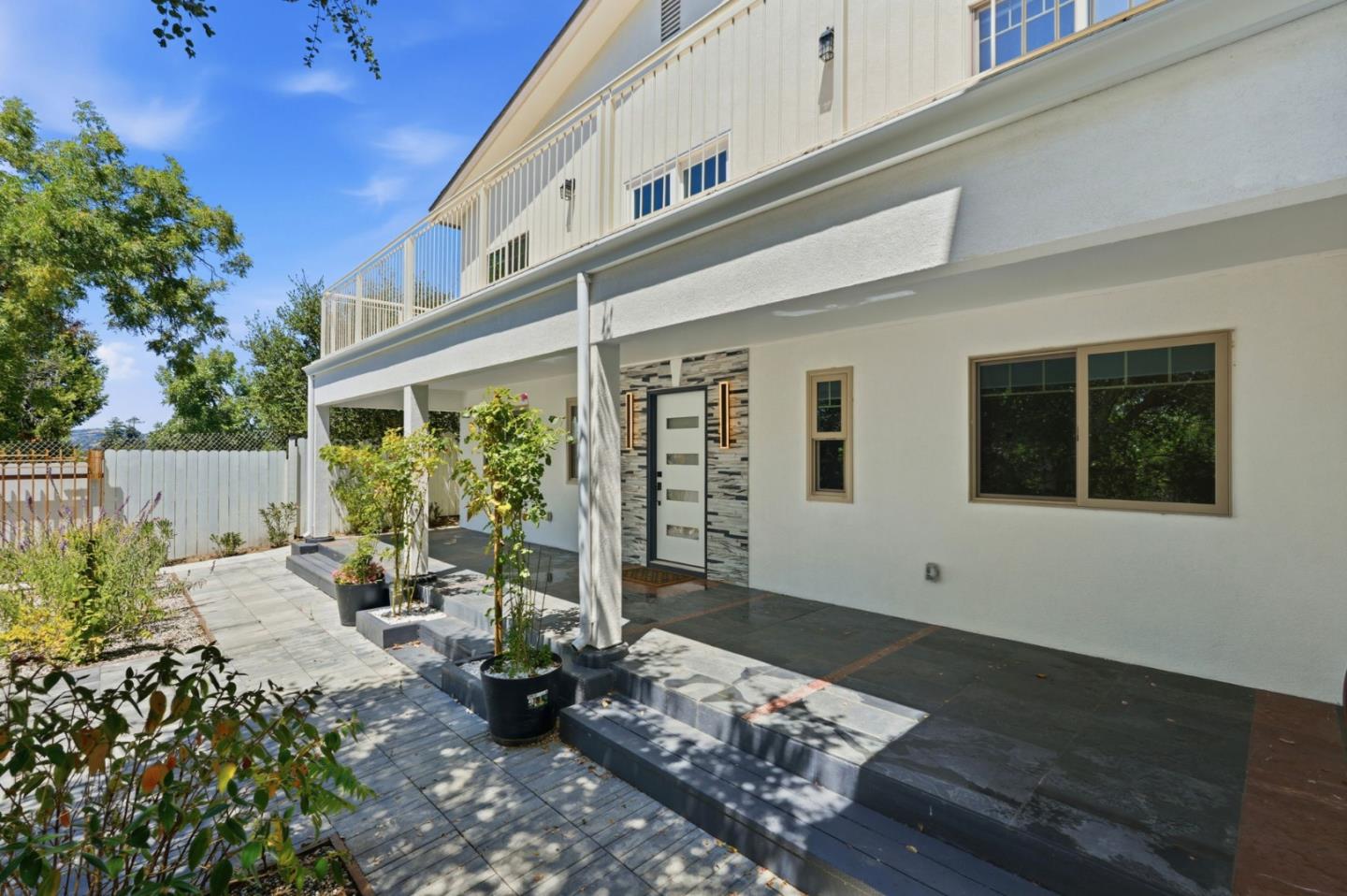 23051 Henry Lane