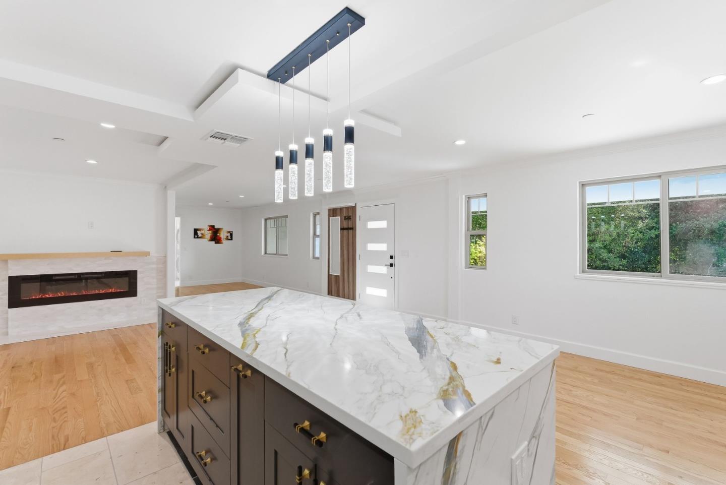 23051 Henry Lane