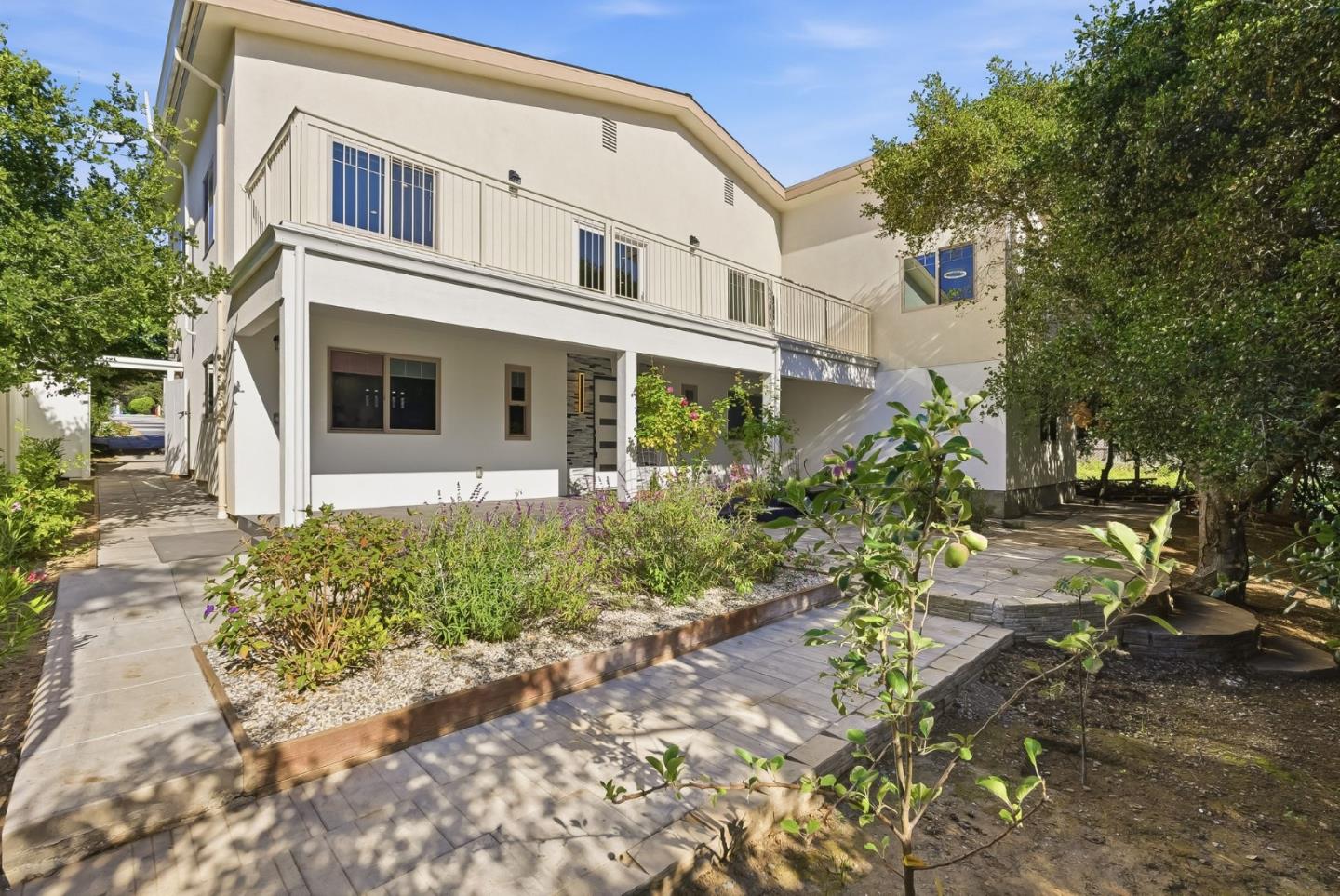 23051 Henry Lane