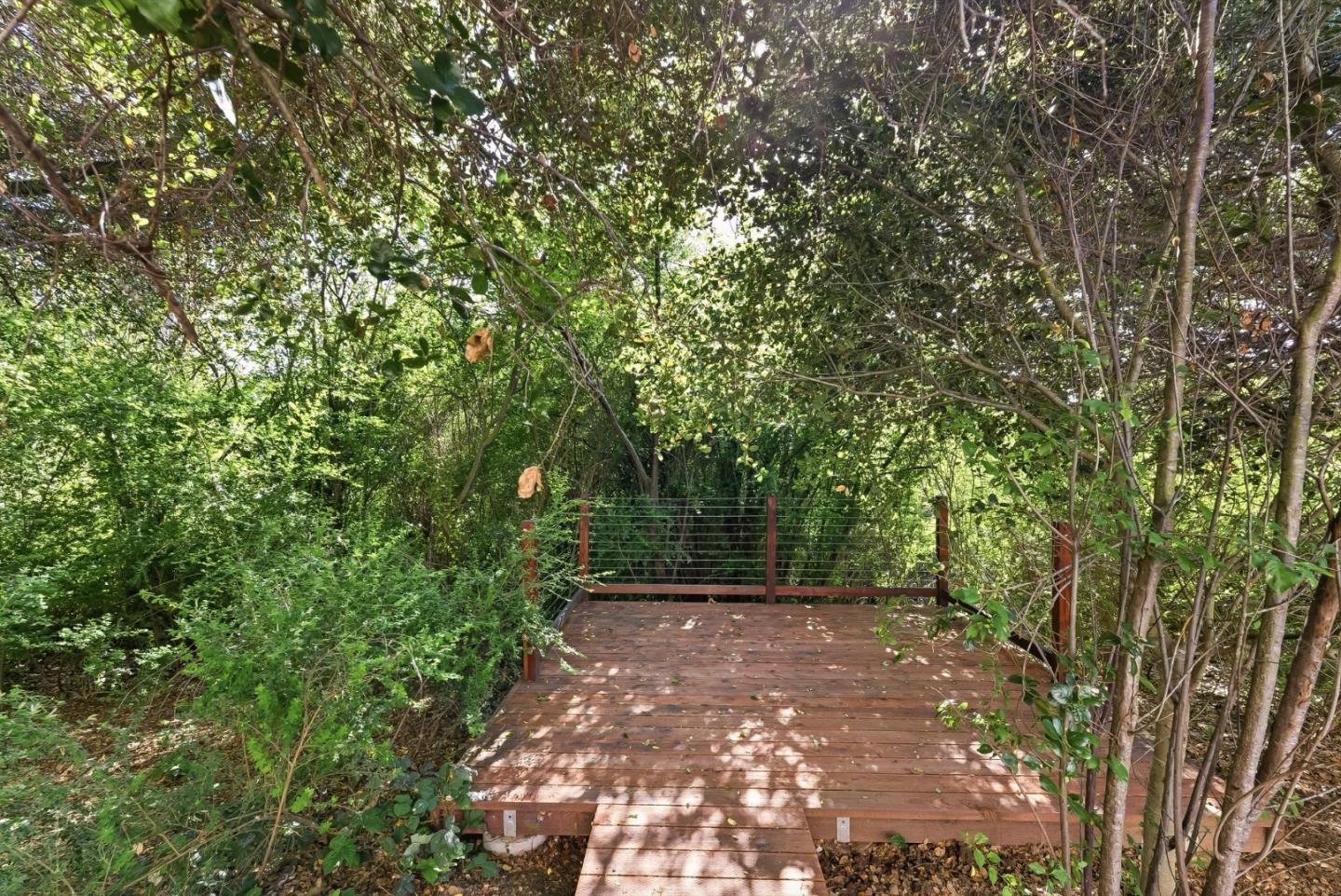 23051 Henry Lane