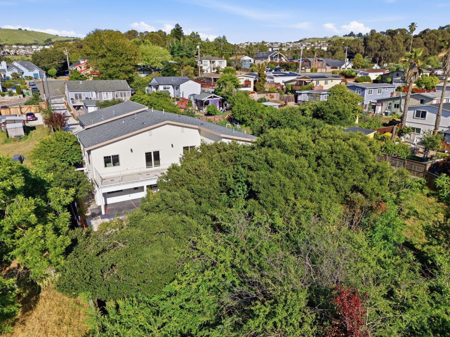 23051 Henry Lane