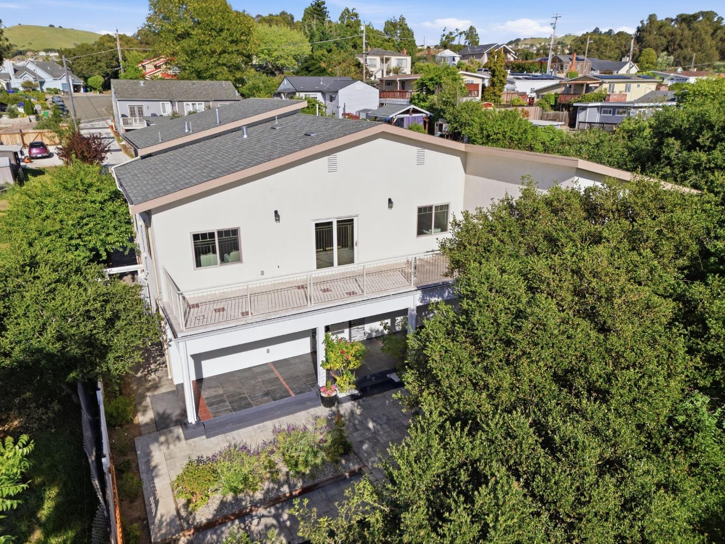 23051 Henry Lane