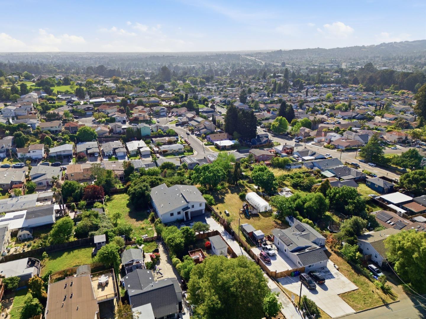 23051 Henry Lane