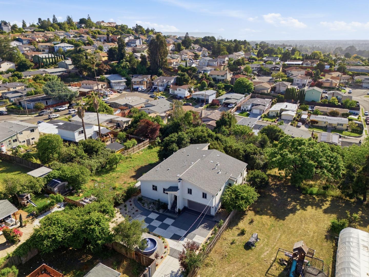 23051 Henry Lane