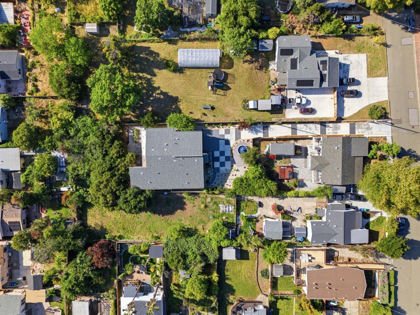 23051 Henry Lane