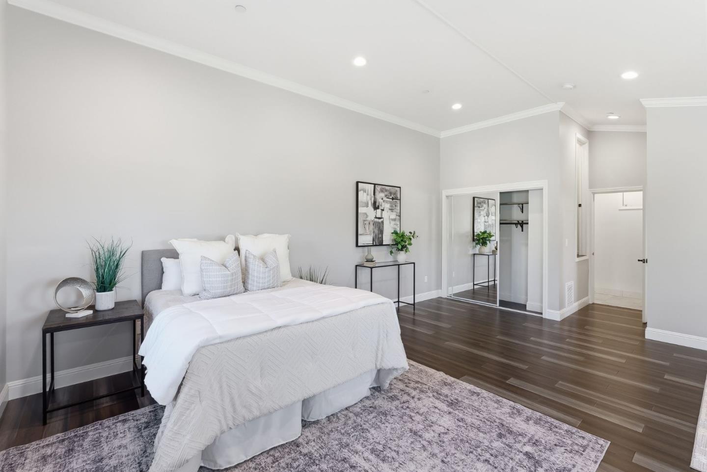 23051 Henry Lane