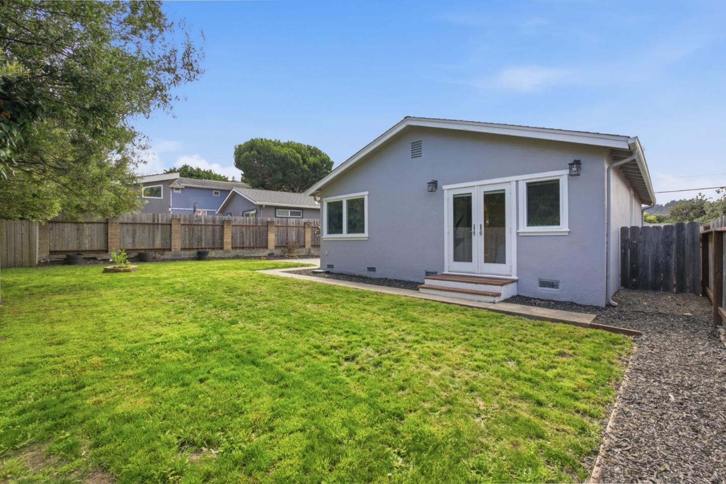 1239 Galvez DR
