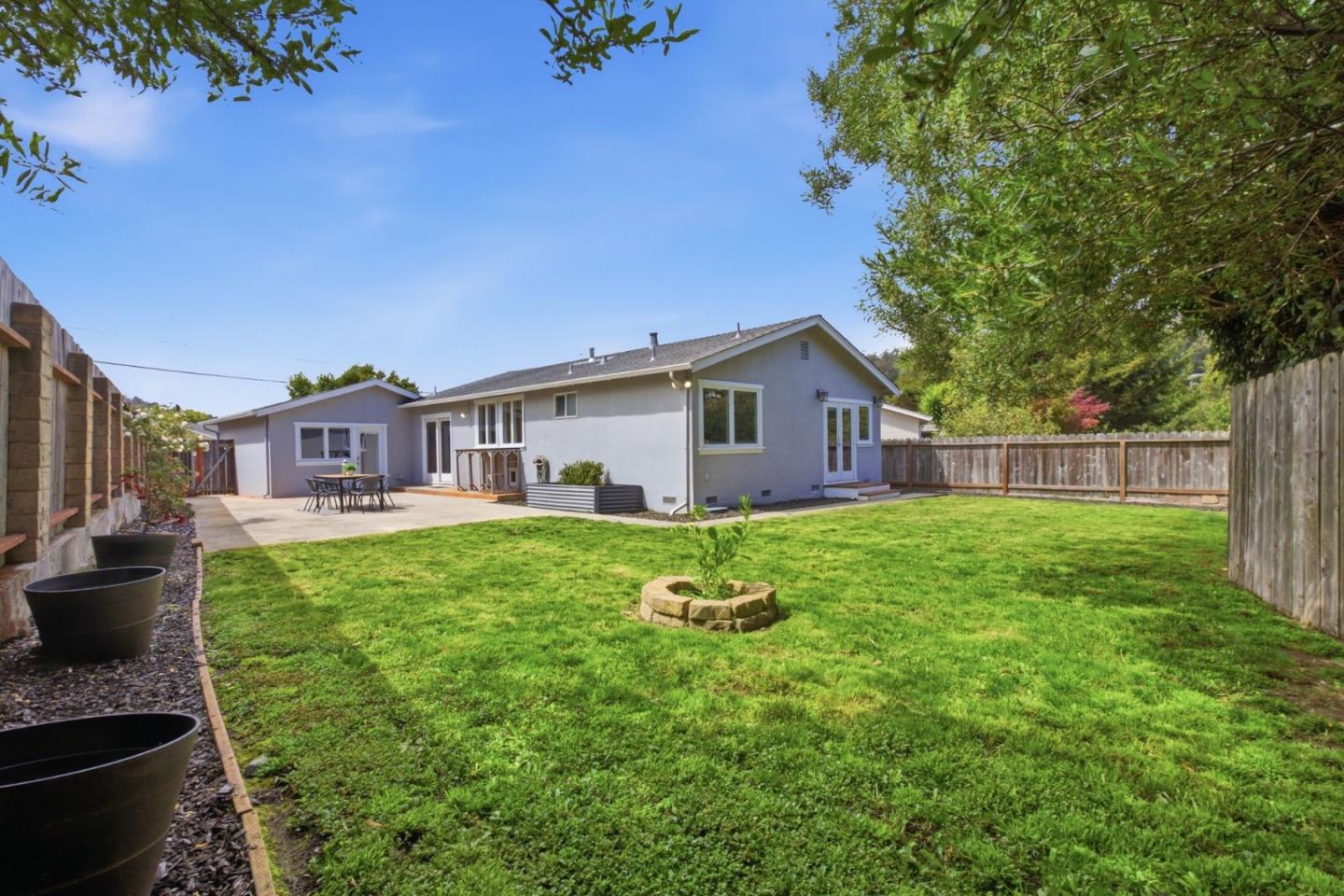 1239 Galvez DR