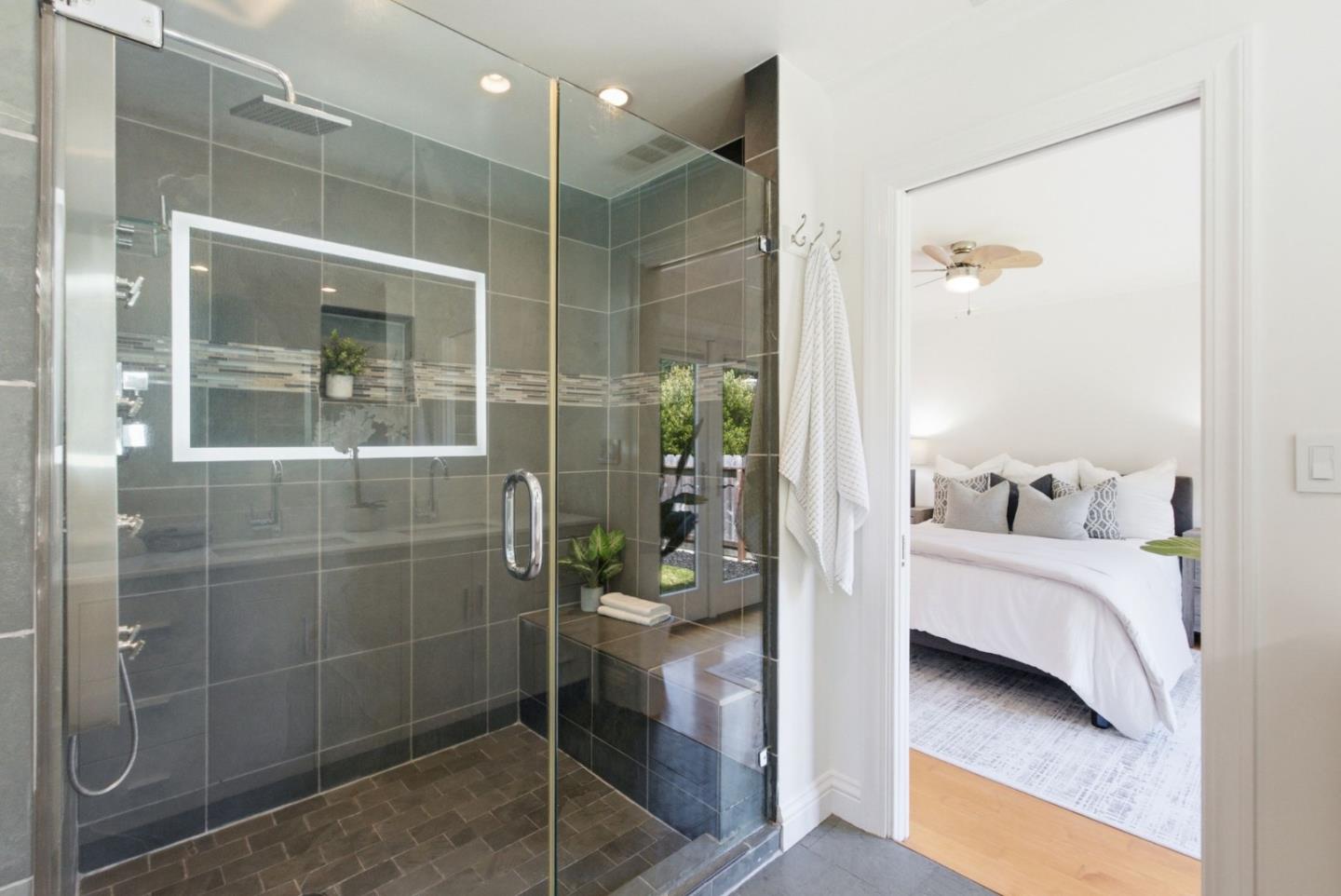 1239 Galvez DR