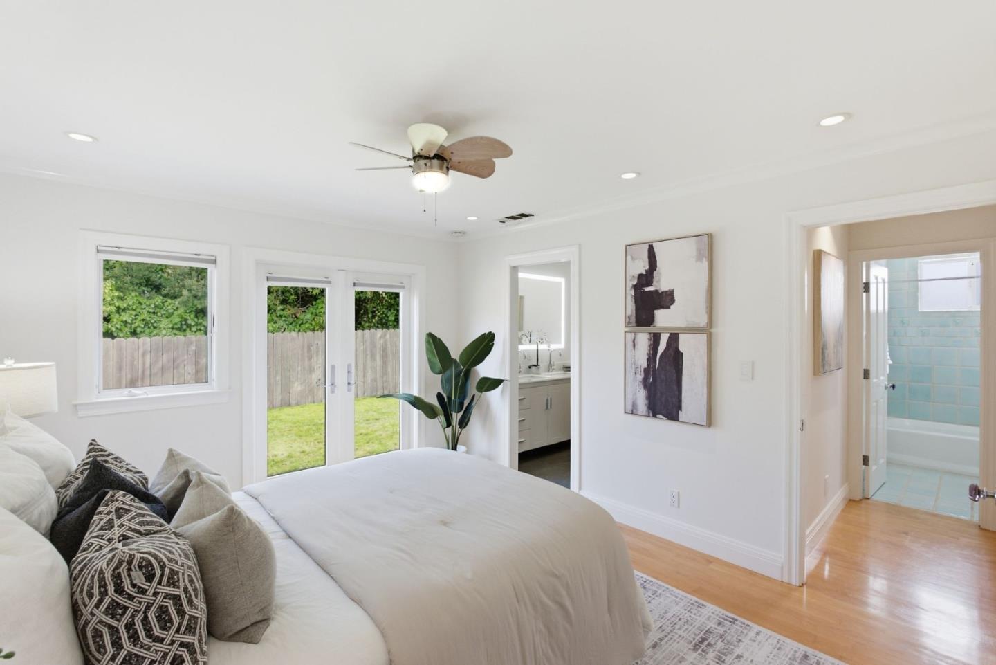 1239 Galvez DR