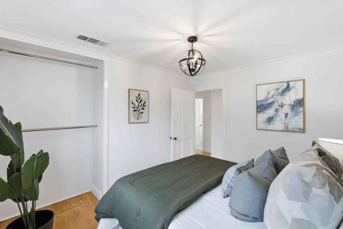 1239 Galvez DR