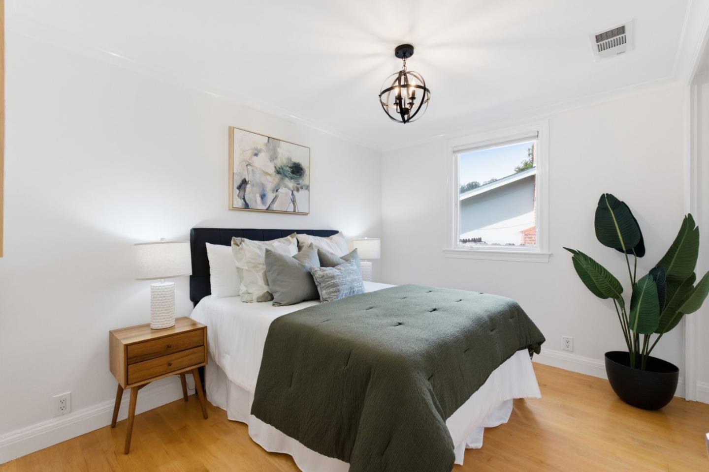 1239 Galvez DR