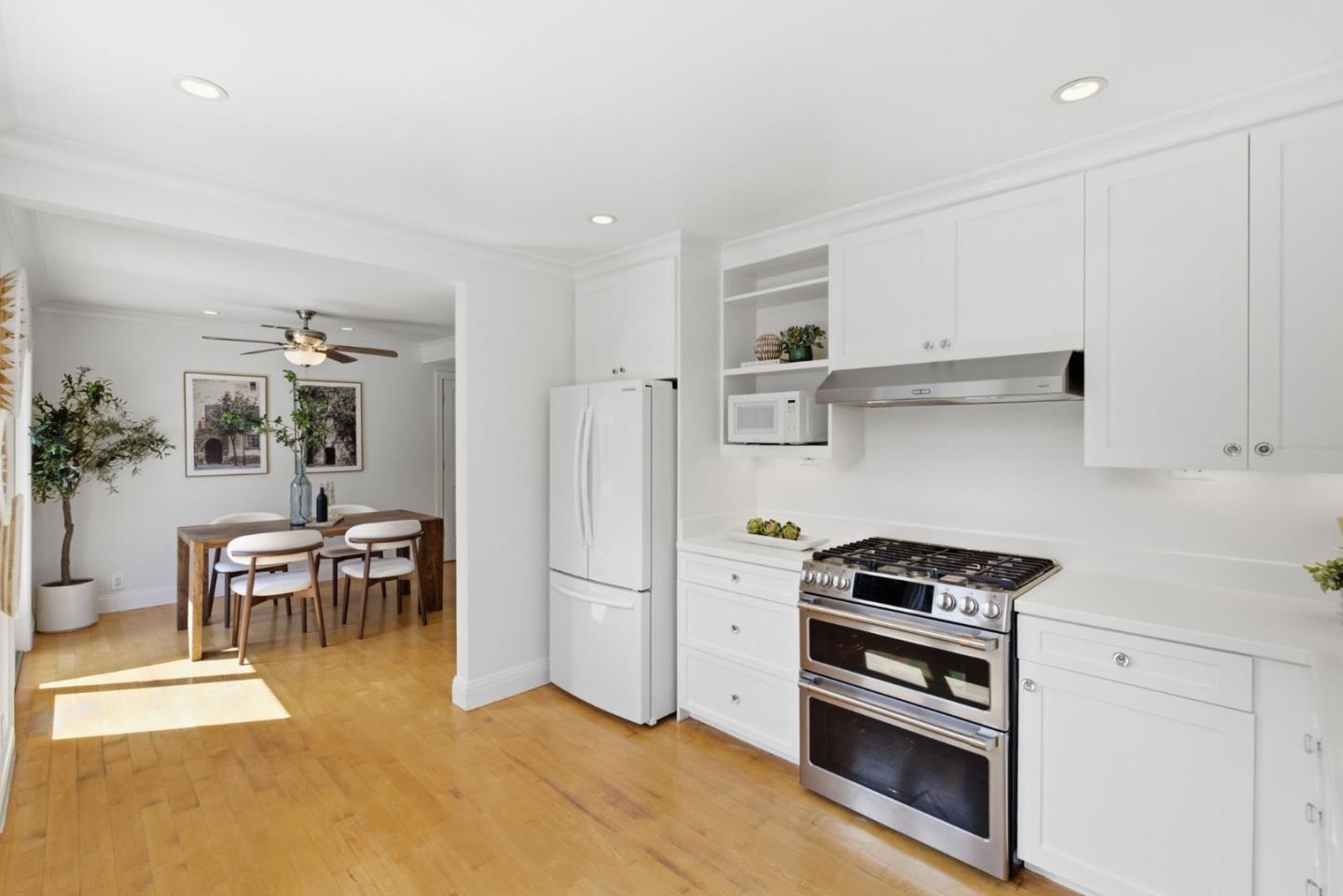 1239 Galvez DR