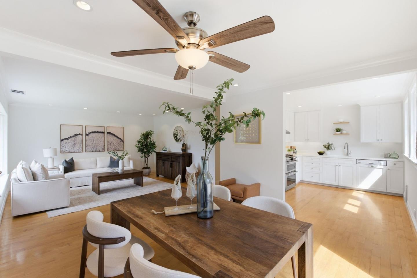 1239 Galvez DR