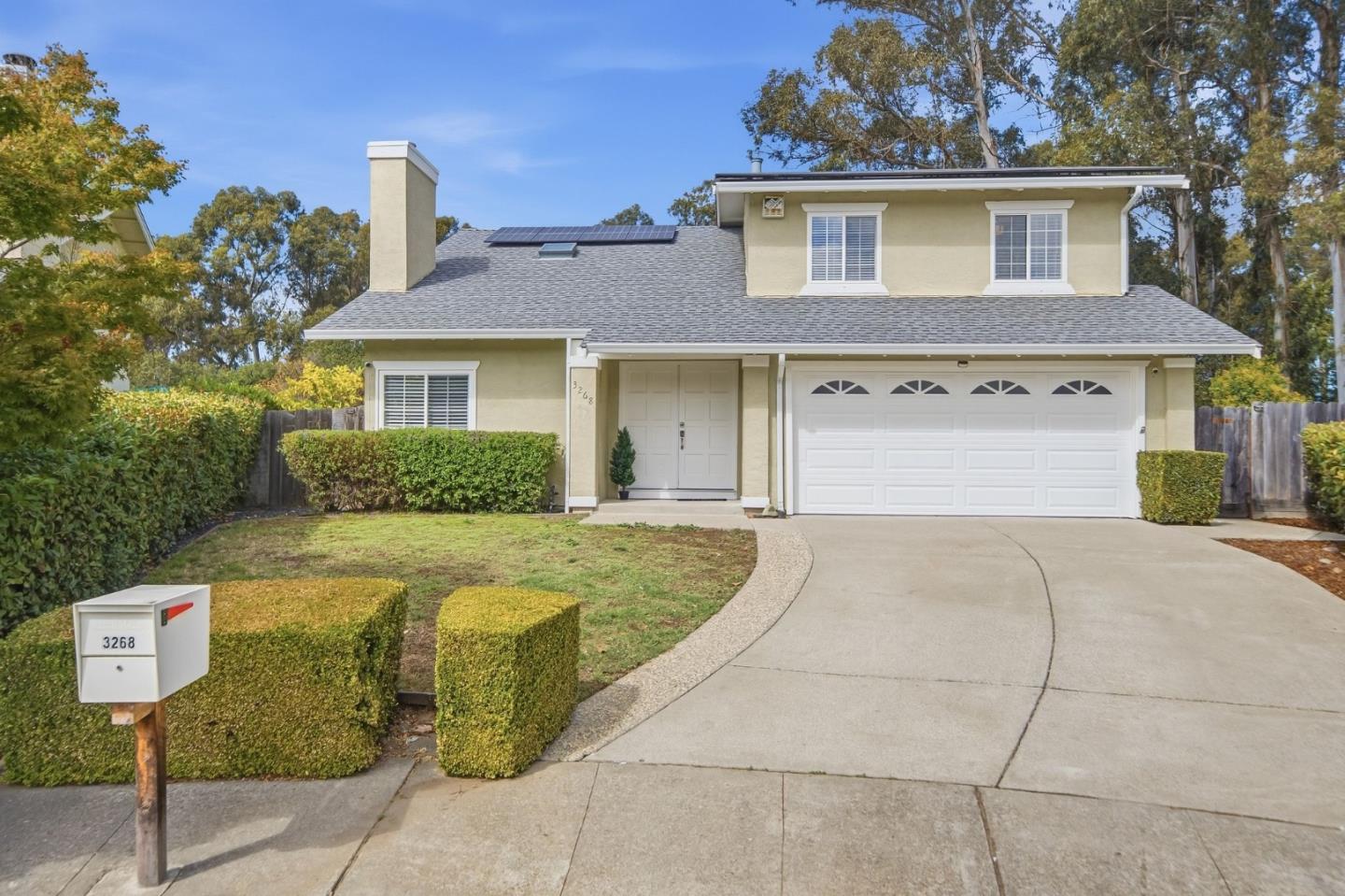 3268 Ursa WAY