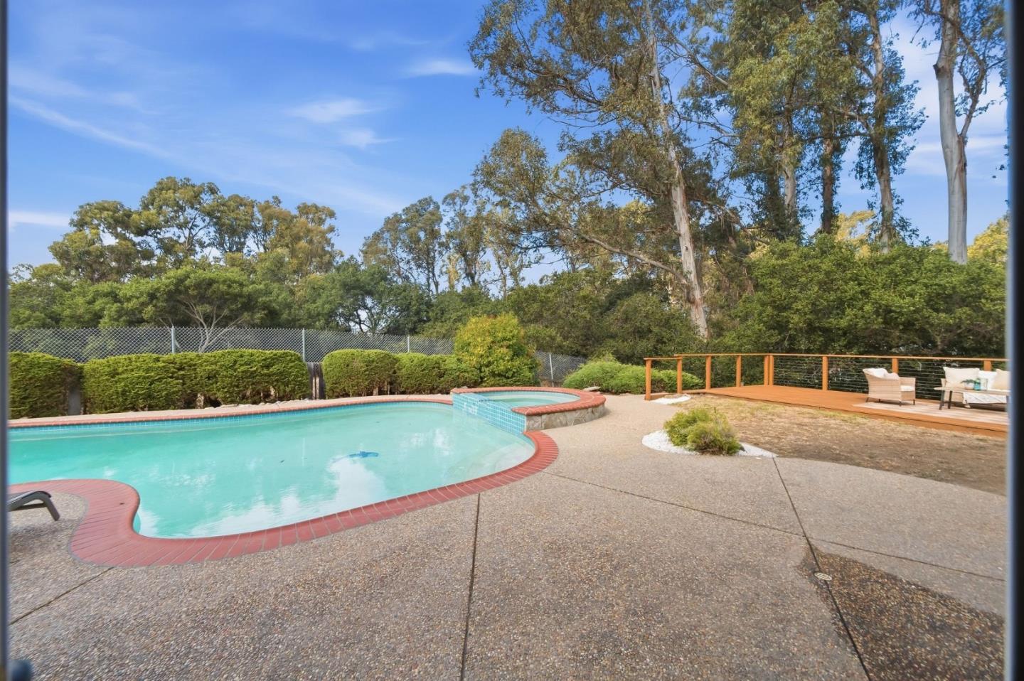 3268 Ursa WAY