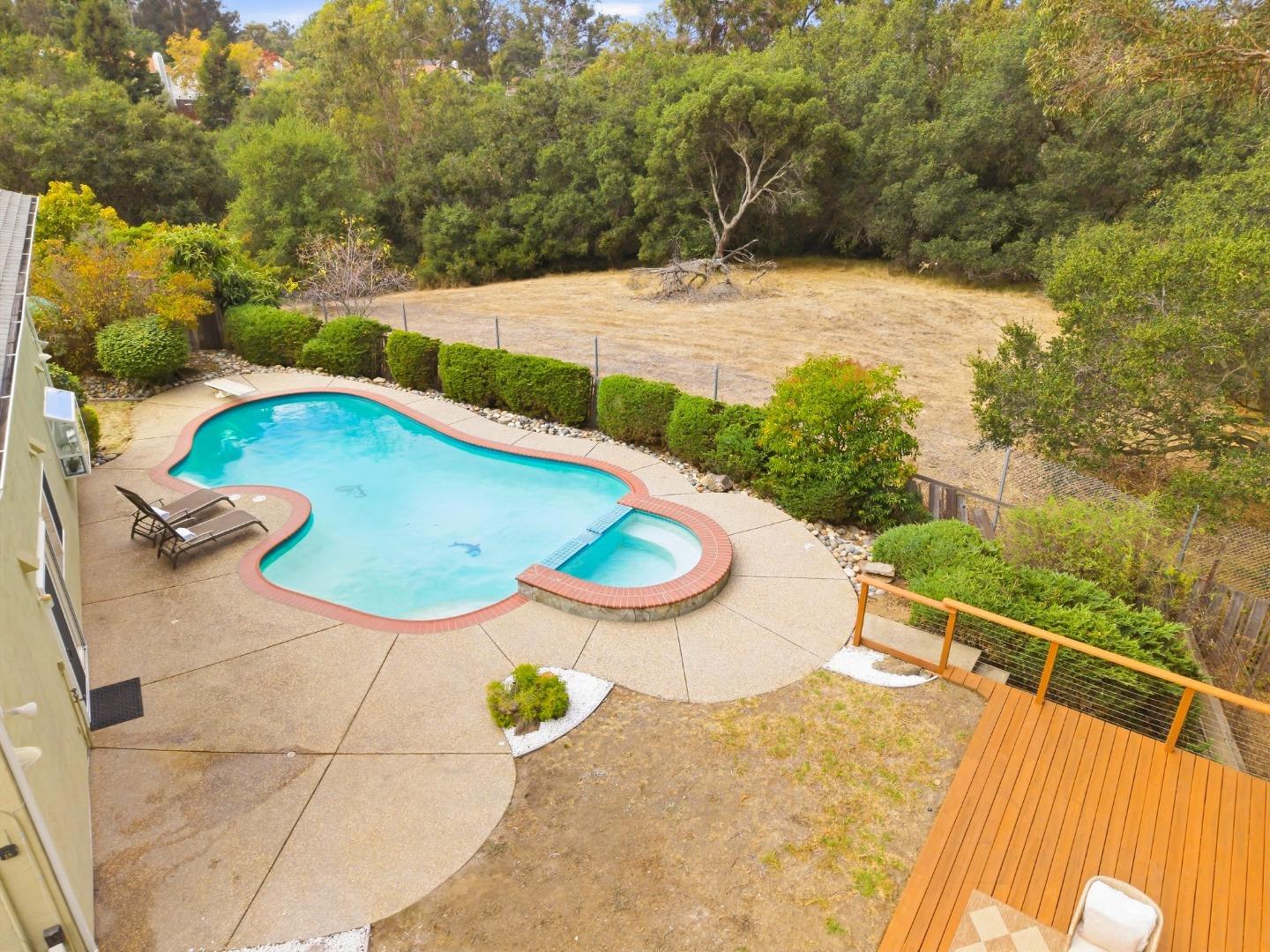 3268 Ursa WAY