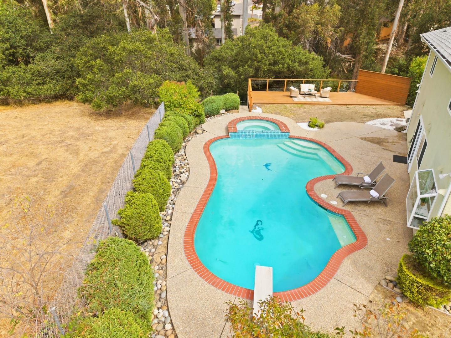 3268 Ursa WAY