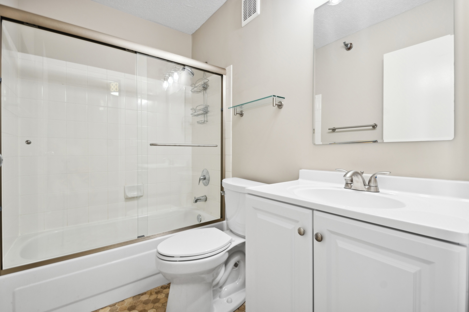 111 W MAPLE Street Unit: 2907
