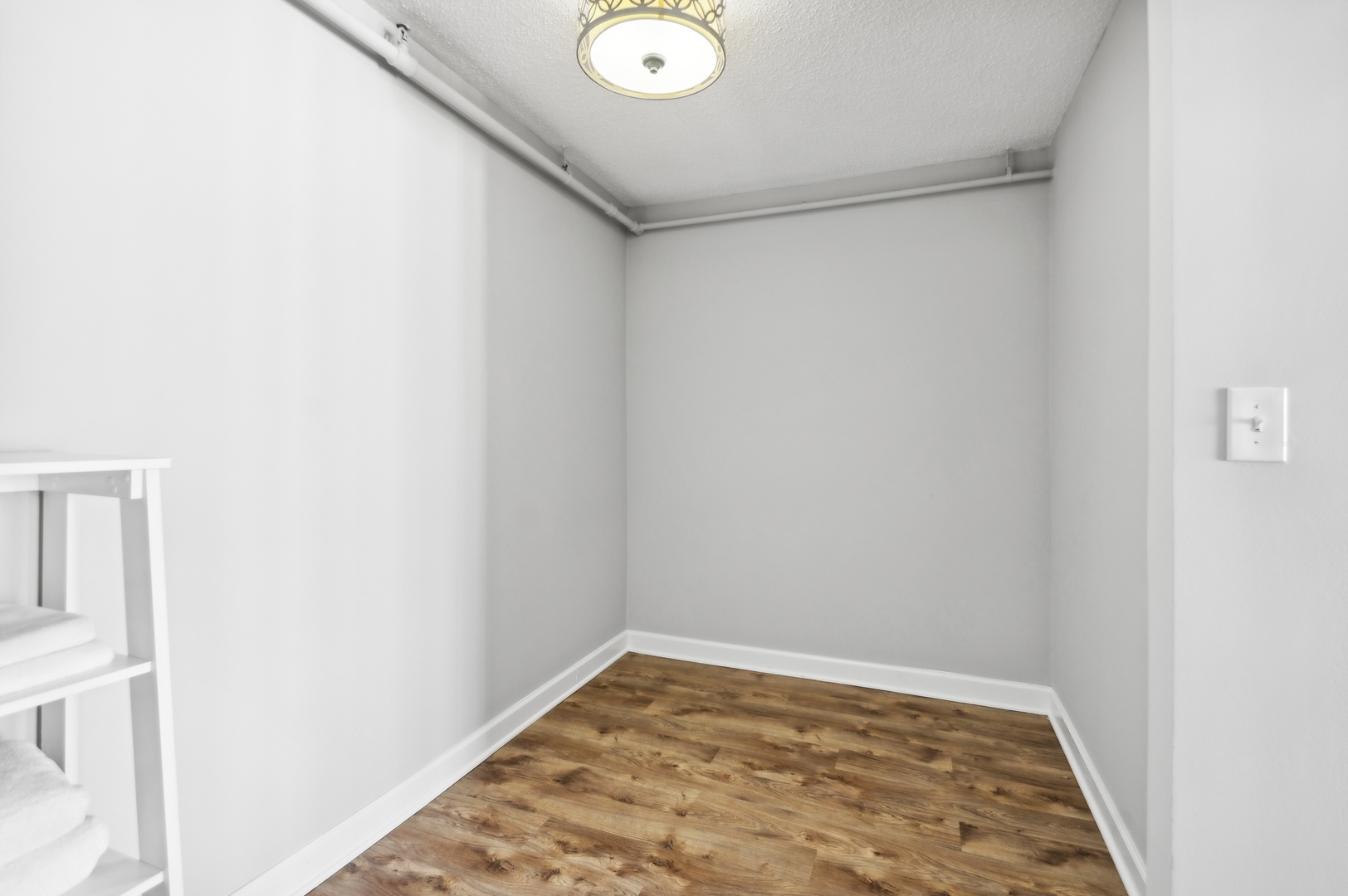 111 W MAPLE Street Unit: 2907