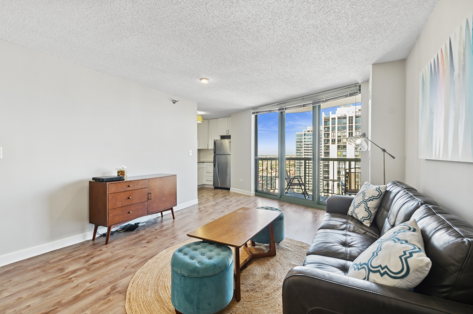 111 W MAPLE Street Unit: 2907