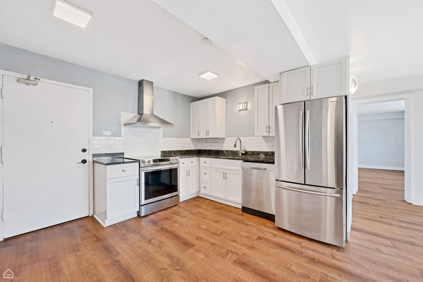 2909 N Sheridan Road Unit: 1502