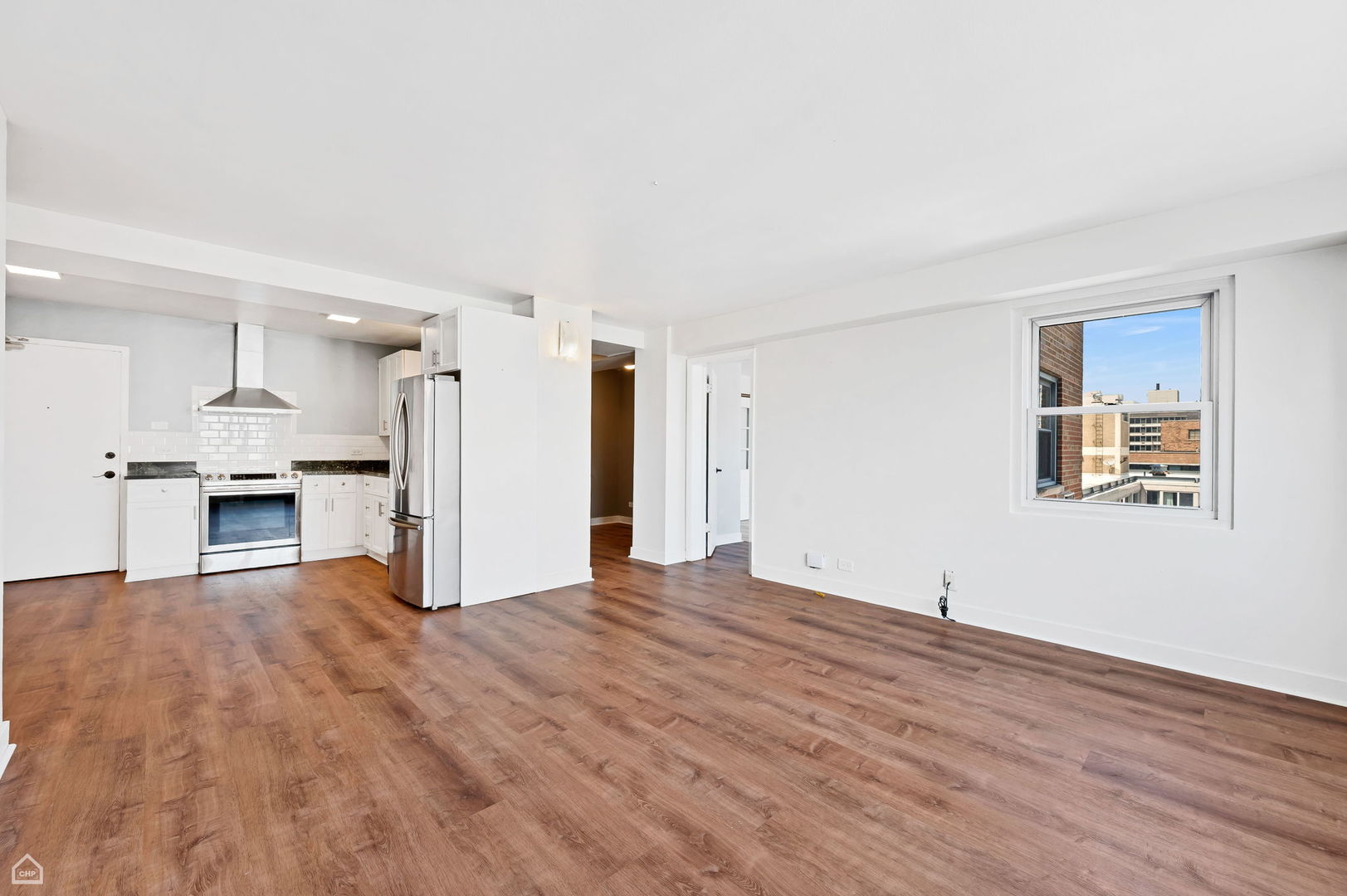 2909 N Sheridan Road Unit: 1502