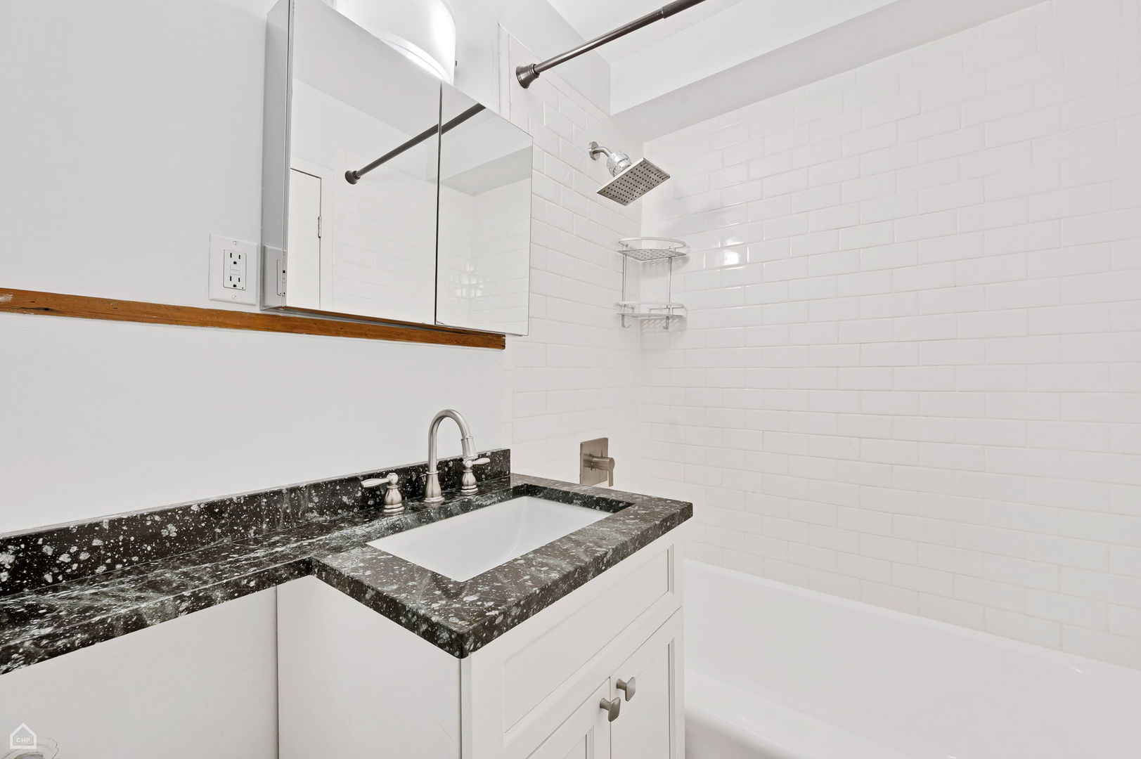 2909 N Sheridan Road Unit: 1502