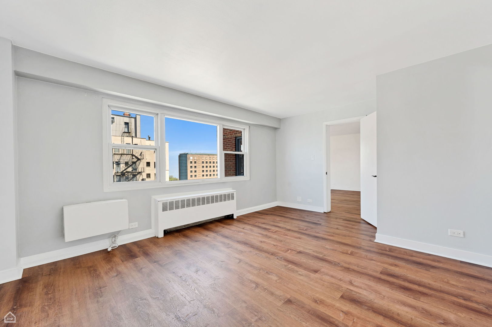 2909 N Sheridan Road Unit: 1502