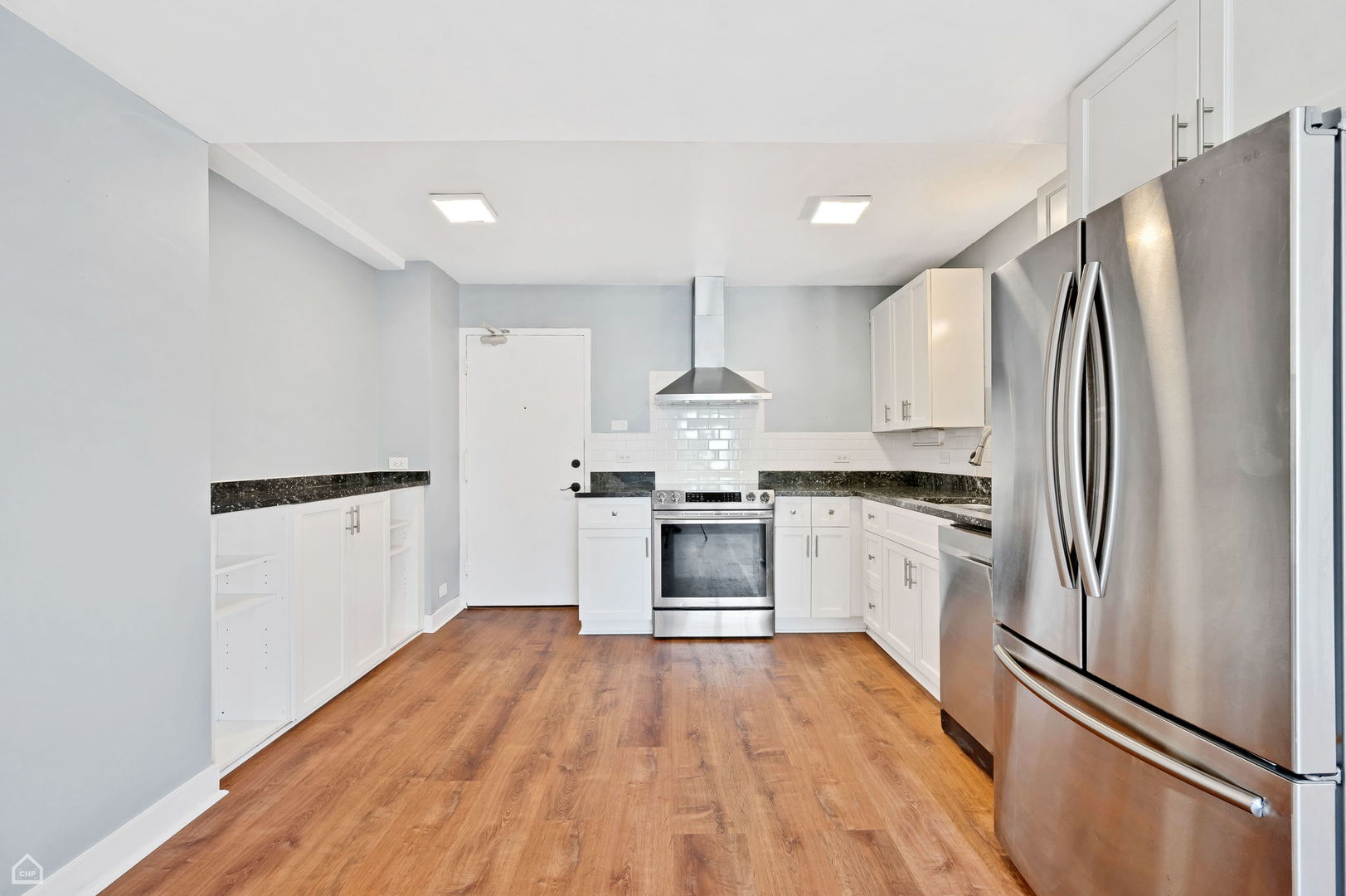 2909 N Sheridan Road Unit: 1502