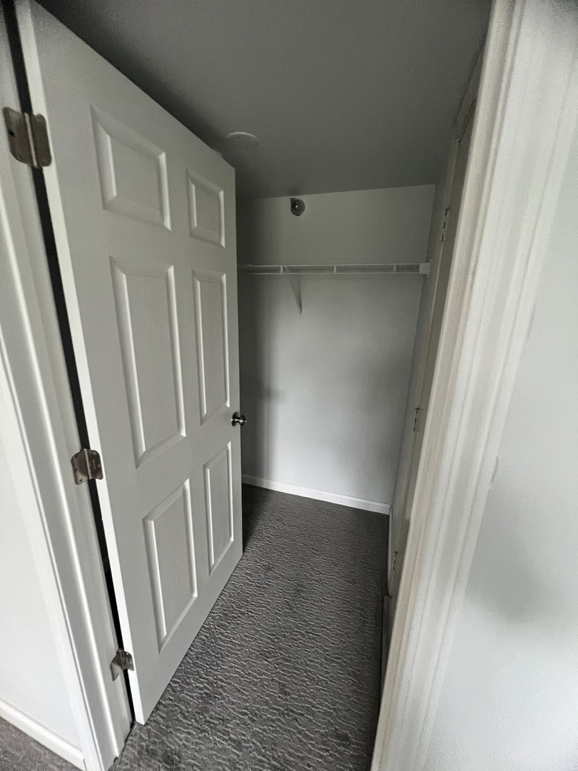 125 Glengarry Drive Unit: 8-301