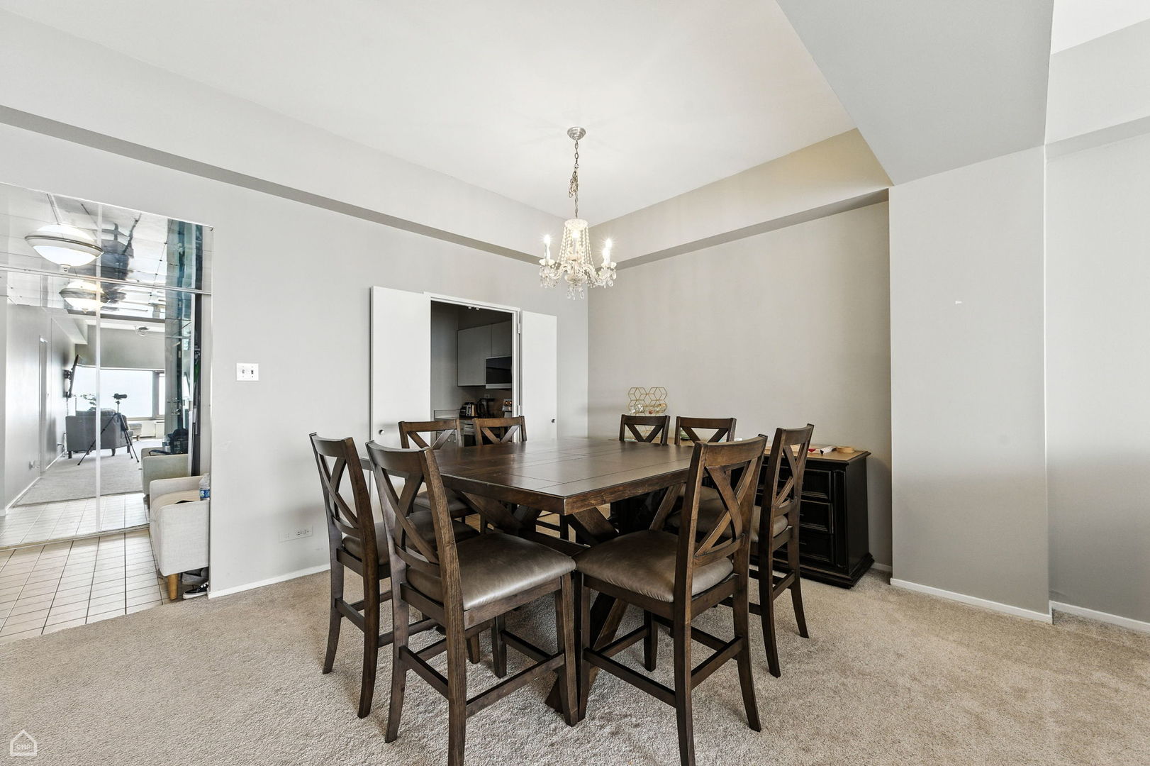 175 E Delaware Place Unit: 5501