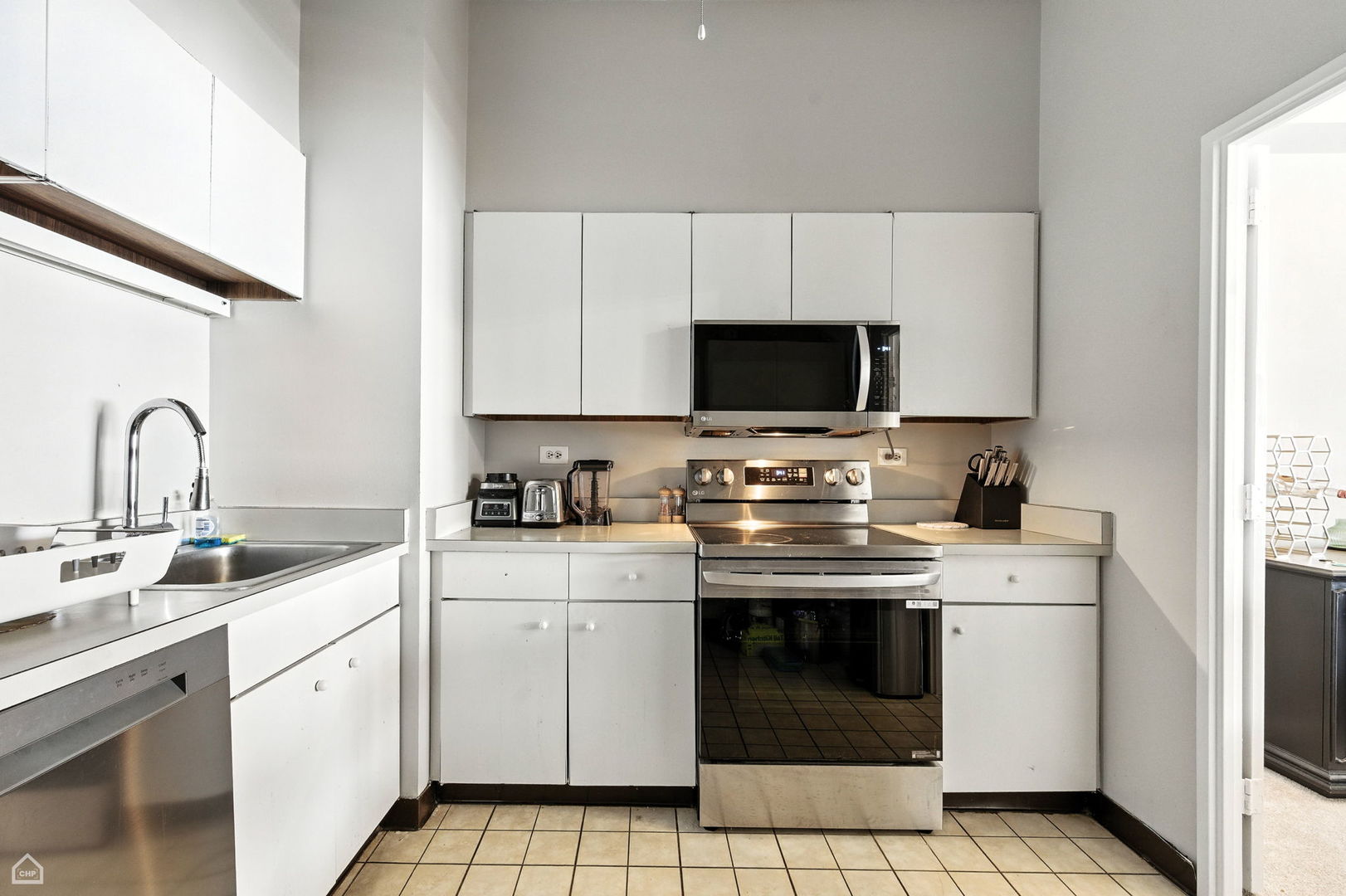 175 E Delaware Place Unit: 5501
