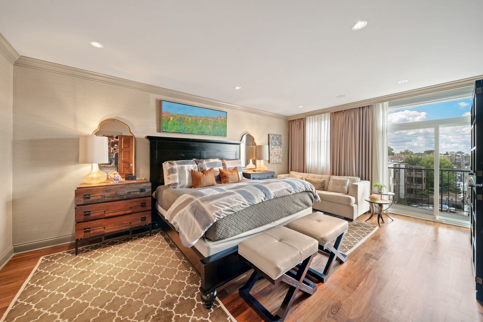 3444 N Halsted Street Unit: PH