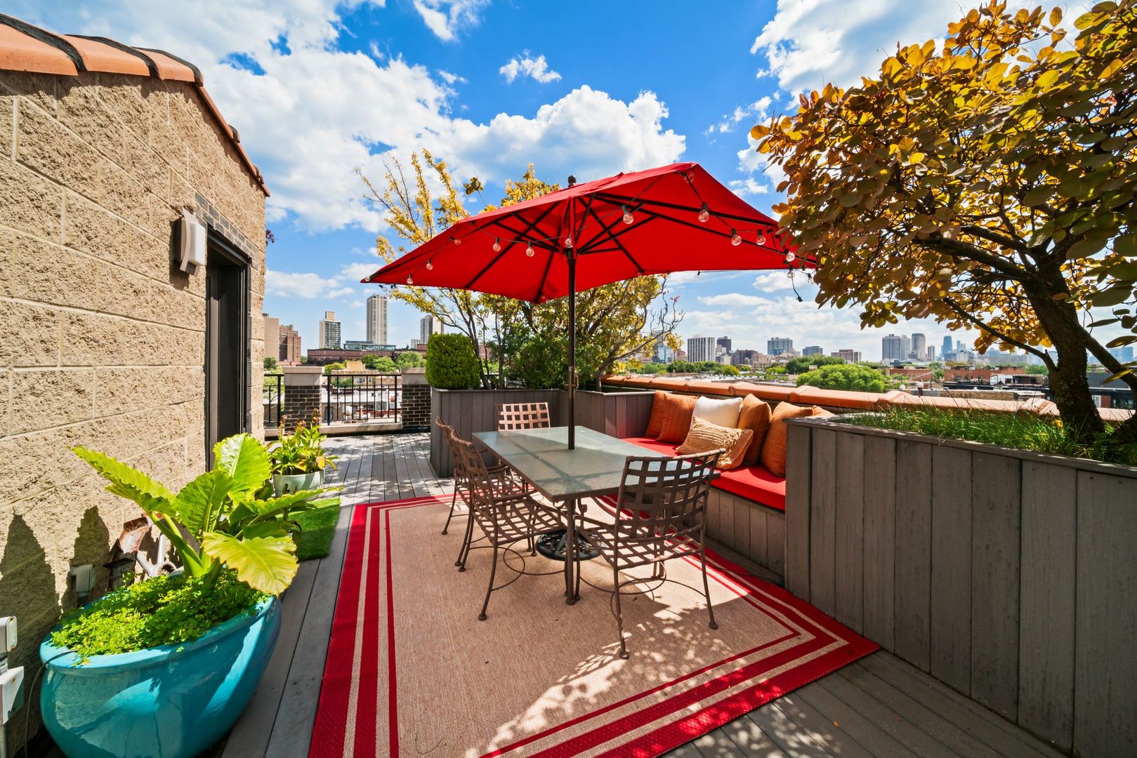 3444 N Halsted Street Unit: PH