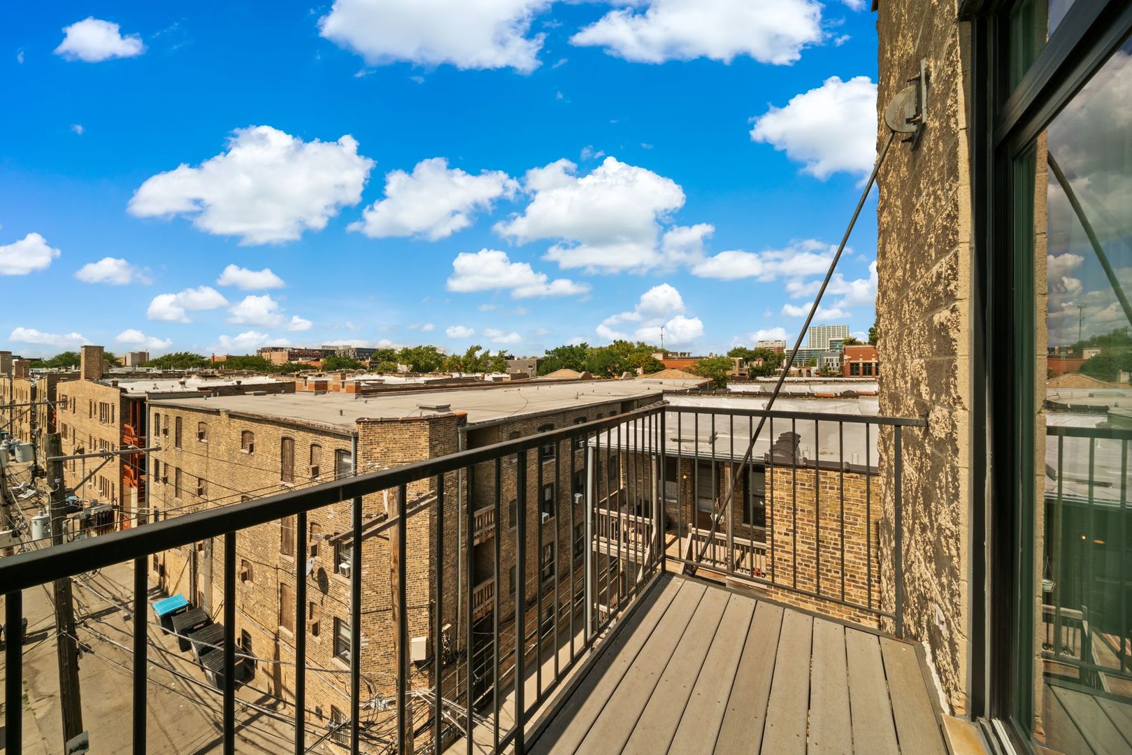 3444 N Halsted Street Unit: PH