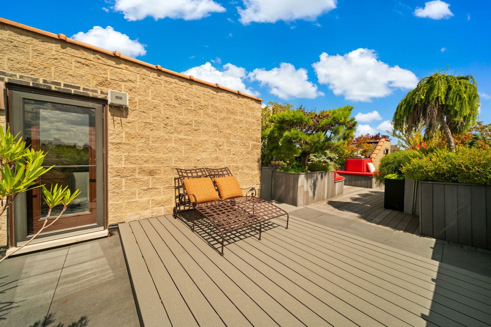 3444 N Halsted Street Unit: PH