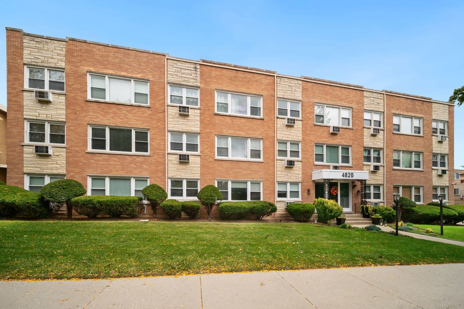 4820 Conrad Street Unit: 101