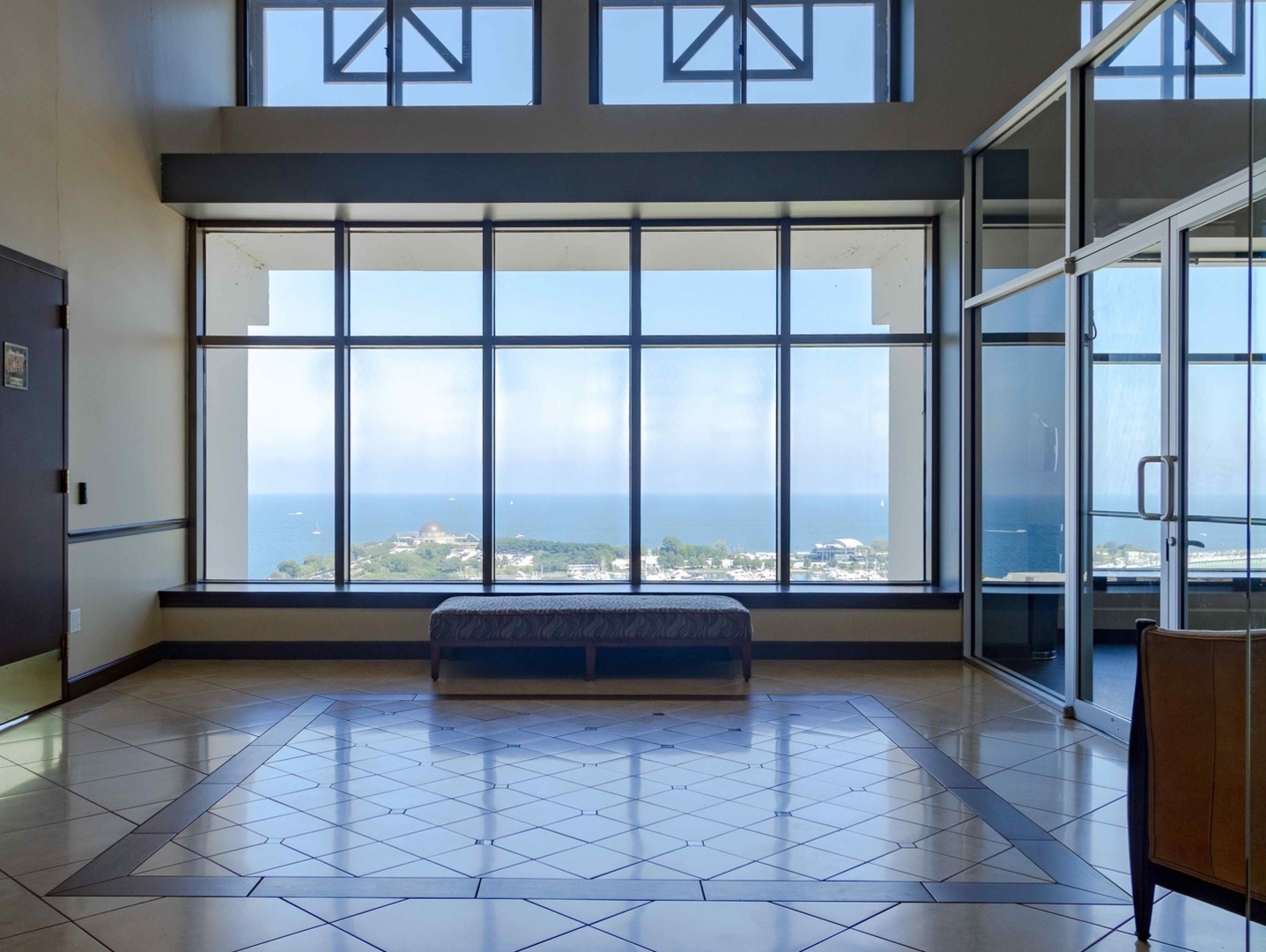 1335 S PRAIRIE Avenue Unit: 1706