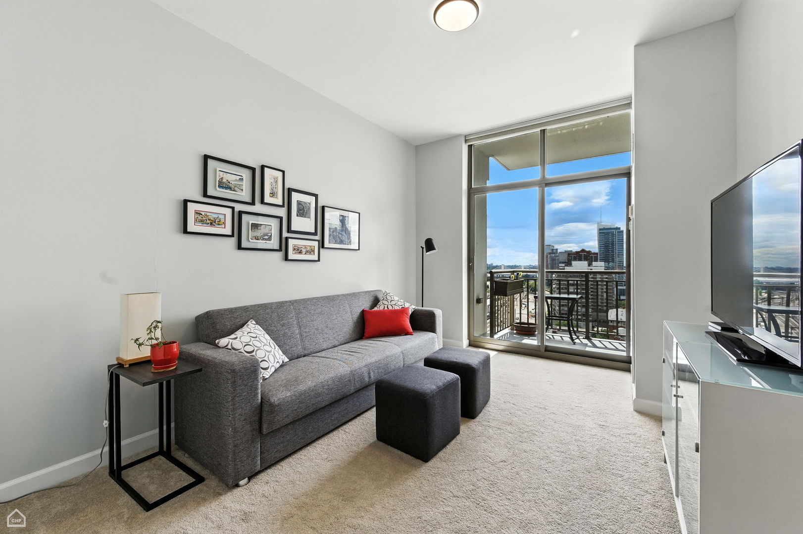 1335 S PRAIRIE Avenue Unit: 1706