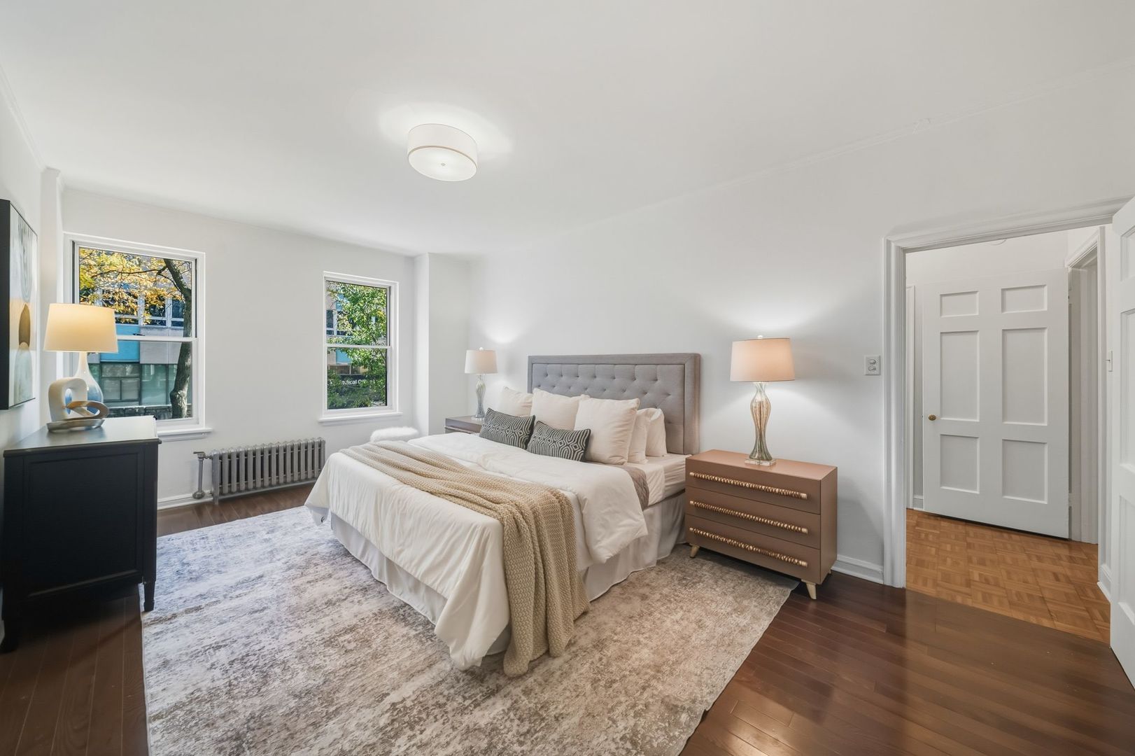 2912 N COMMONWEALTH Avenue Unit: 1A